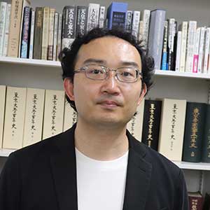中西 啓太（東京大学文書館（百五十年史担当）准教授）の顔写真