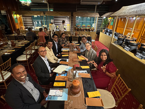 EVP Hayashi and members of The University of Tokyo Alumni Association