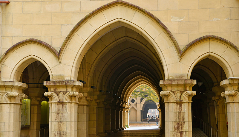 東京大学