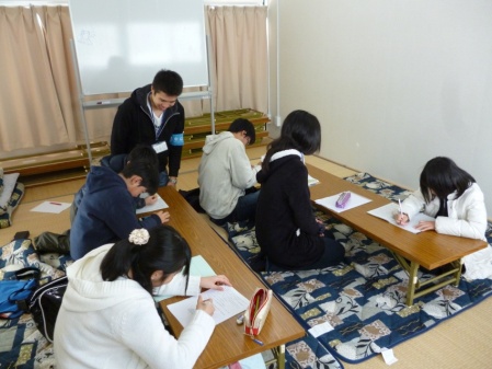 仮設住宅での学習支援活動