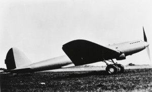 1938年に周回航空距離の世界記録を達成した航研機。喜多川秀男氏 撮影。所沢航空発祥記念館 所蔵