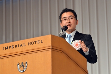 Associate Professor Naoya Shibata