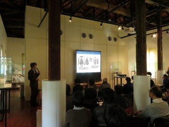 Dr. Sano giving his lecture at the 11th ARCHITECTONICA SEMINAR