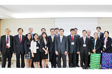 Group Photo with Mr. Toshiyuki Ikeda, Vice President, JAIMA and participants from Vietnam and Myanmar