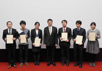 Best Poster Award winners with Prof. Murakami, Dean of IMSUT