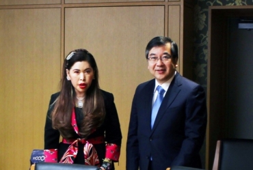 Prof. Dr. H.R.H. Princess Chulabhorn and President Gonokami