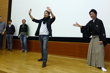 Mie lecture - participants enjoying doing “<em>mie</em>” poses