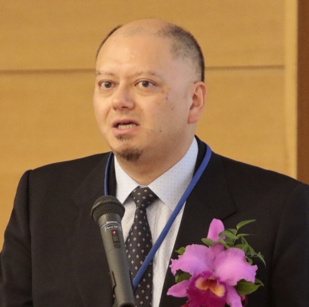 Professor Takao Hensch delivering opening ceremony speech