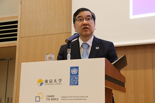講演を行う五神総長/©︎UNDP Tokyo
