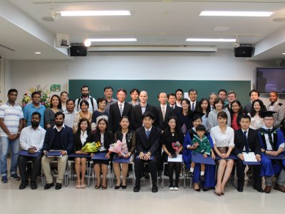 サステイナビリティ学グローバルリーダー養成大学院プログラム修了式（東京大学柏キャンパスにて）