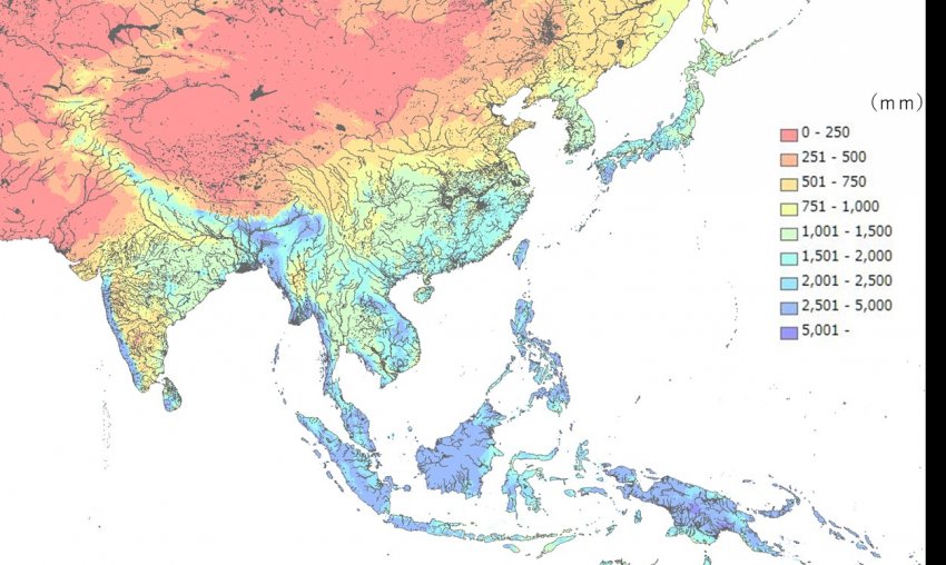 水をめぐる二つの条件：季節的降雨と水圏