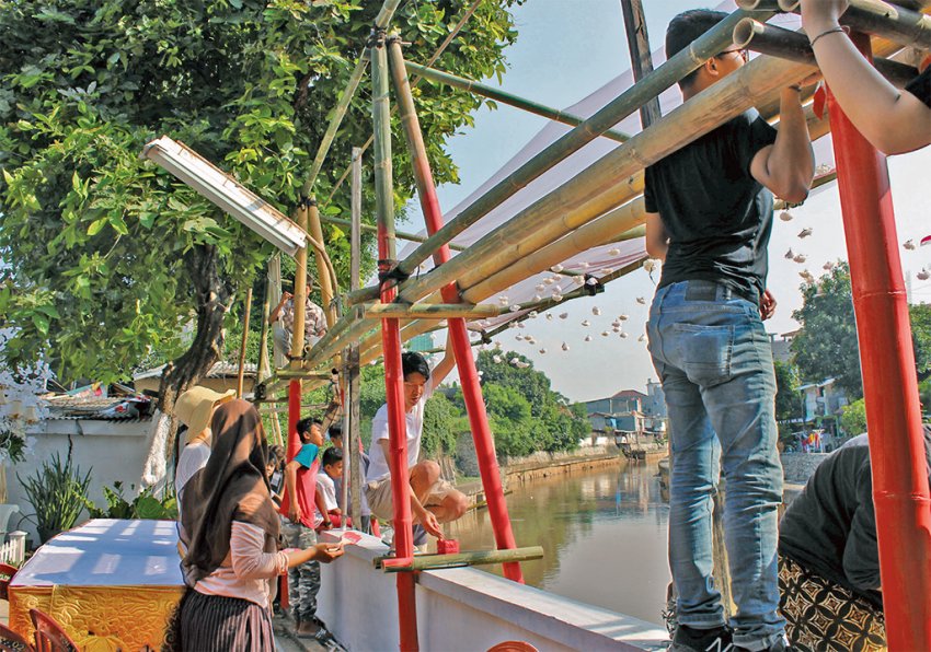 Workshop on an informal area in Jakarta