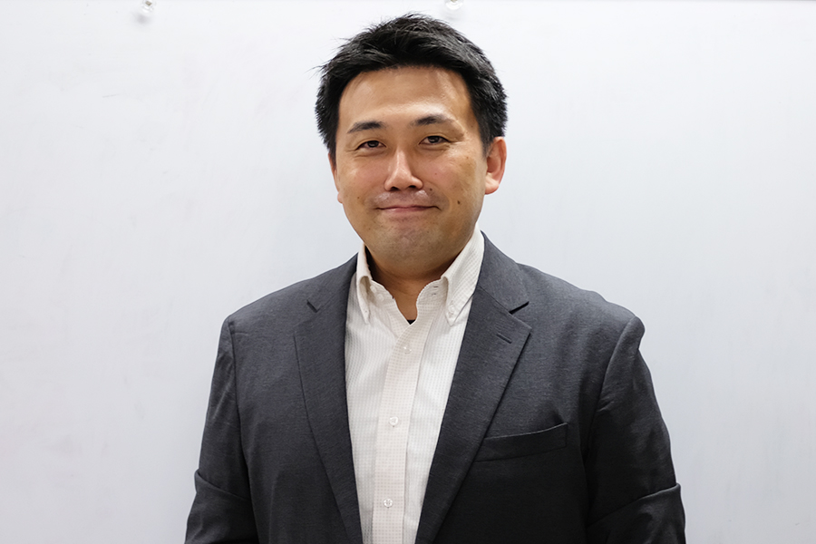 Associate Professor Yasunori Kikuchi
