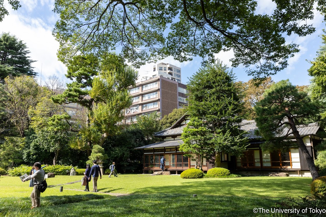 懐徳館庭園