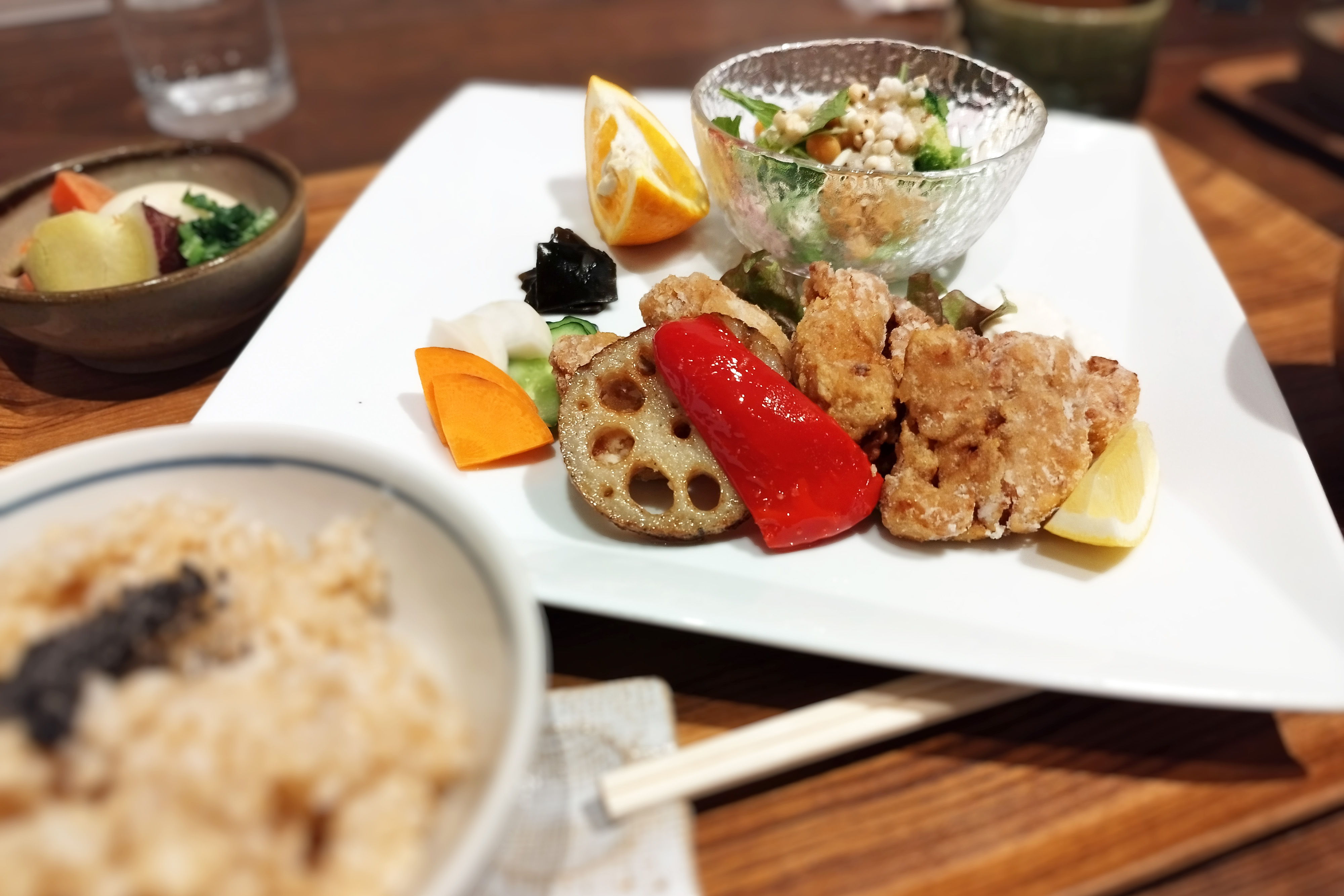 Fried tofu and vegetables on a plate