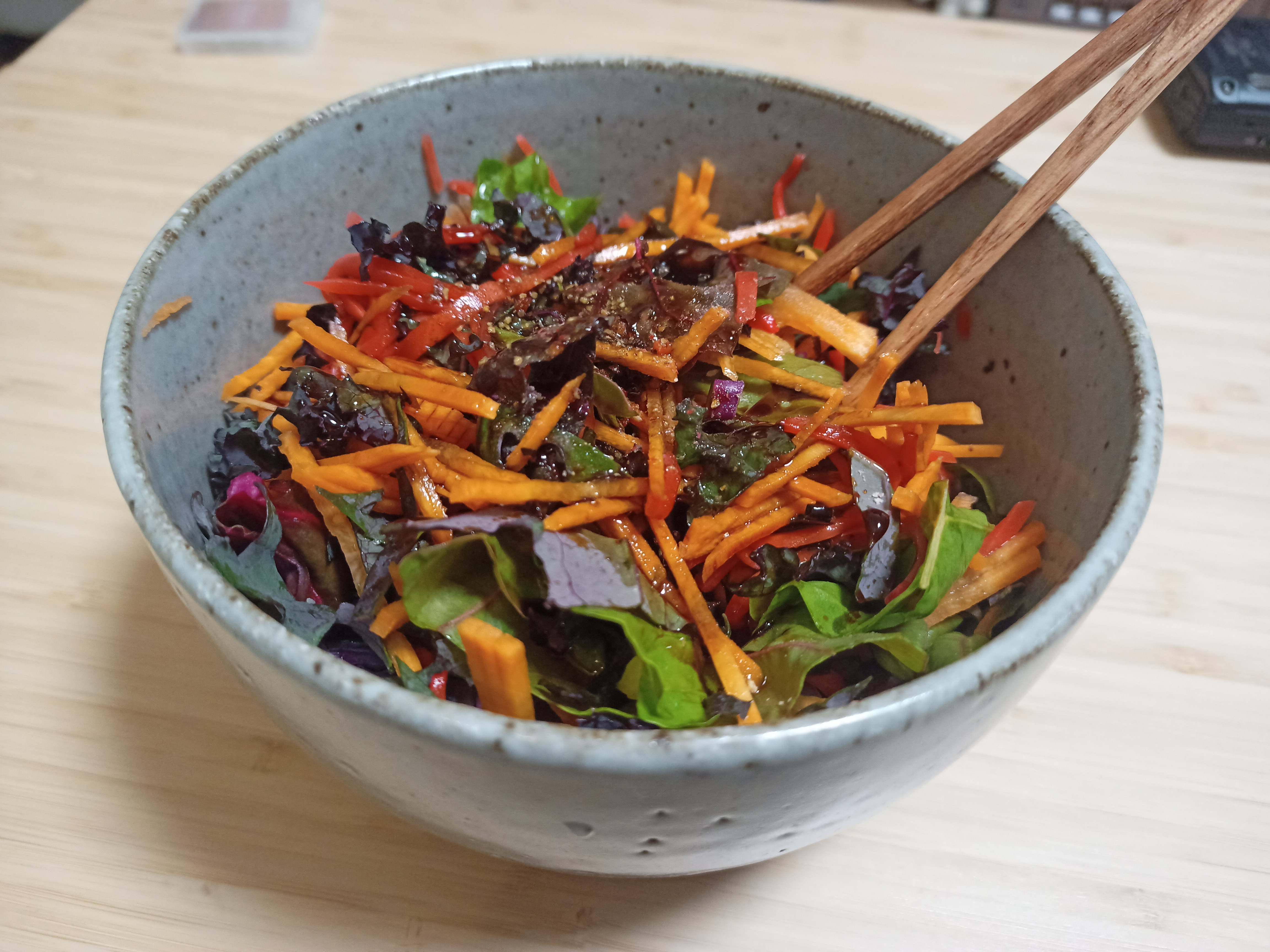 A big bowl of mixed salad.