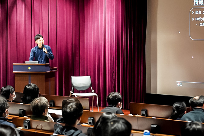 東大からの講演は浅野真輝さん博士課程2年