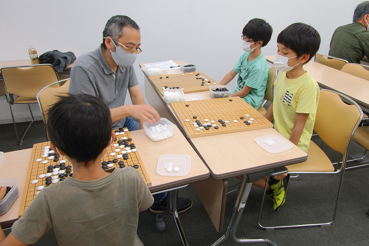 講師の黒瀧正憲八段