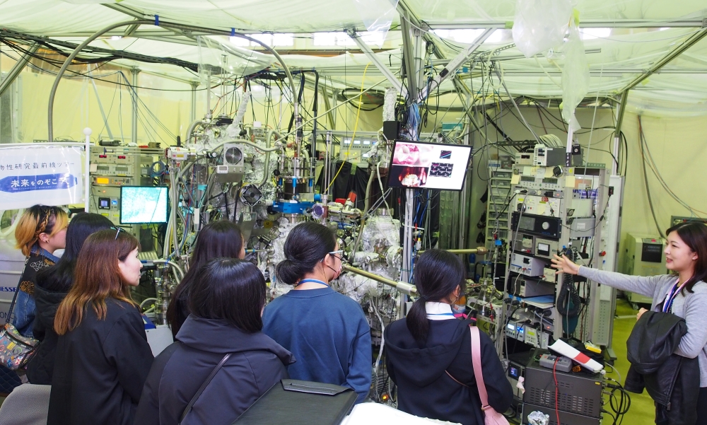 物性研究所での午前イベントの様子