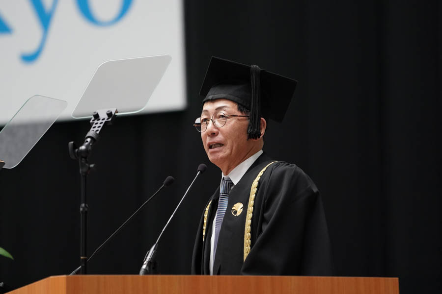 令和8年度東京大学学部入学式 祝辞（劇作家・演出家・役者 野田 秀樹 様） | 東京大学