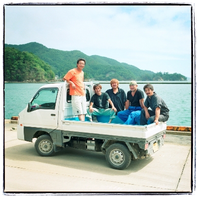 Hiromitsu Ito, Nobuhiko Moriyama, Hidenori Akutsu, Koki Suzuki, Hajime Sato, Ishinomaki. Photo: Junichi Kaizuka.