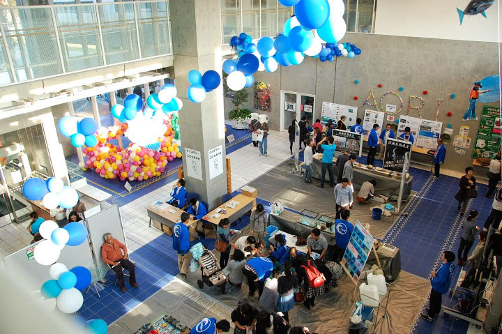 Photo 11:  Kashiwa Campus Open Day. Exhibition in the lobby space of the Atmosphere and Ocean Research Institute. © Kashiwa Administrative Office.